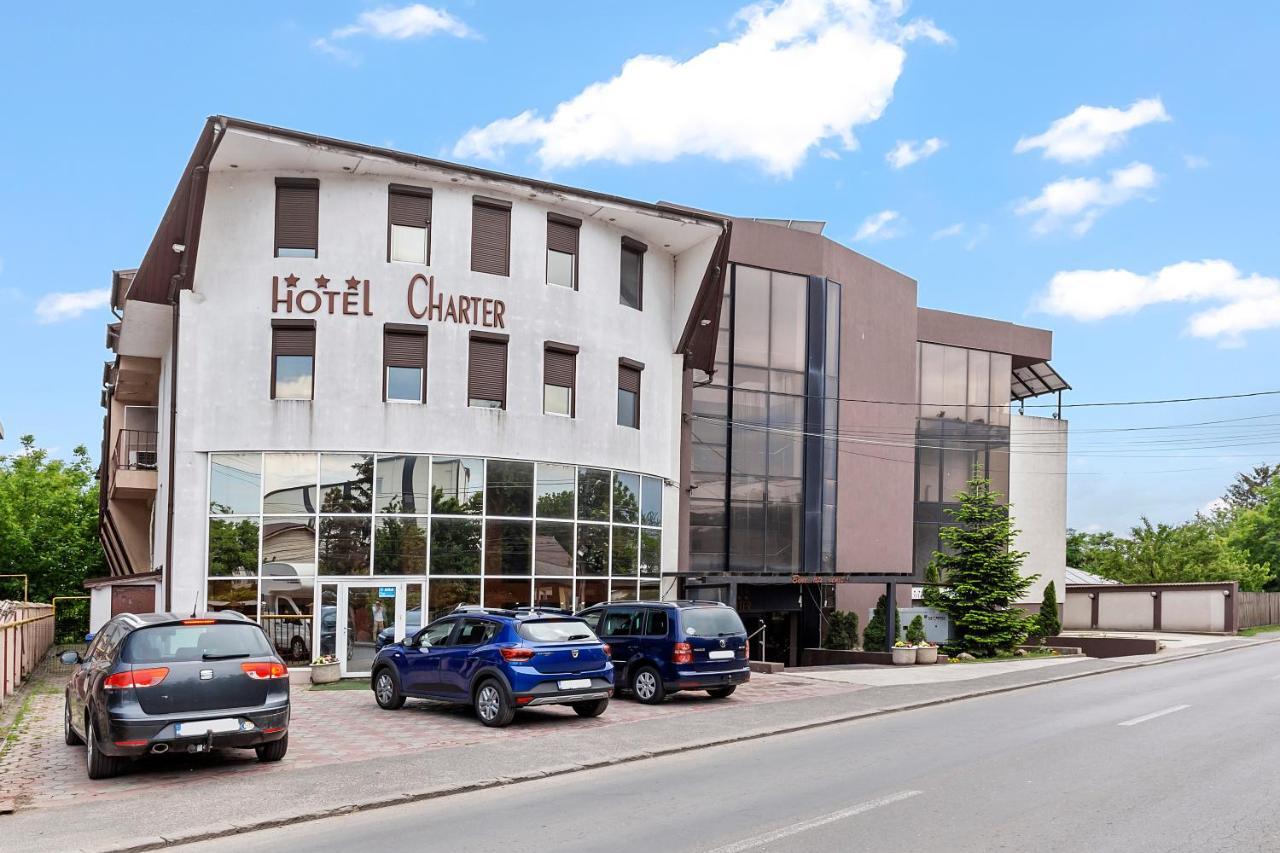 Hotel Charter Otopeni Exteriér fotografie
