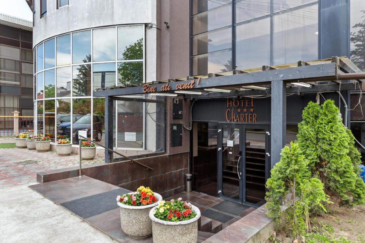 Hotel Charter Otopeni Exteriér fotografie