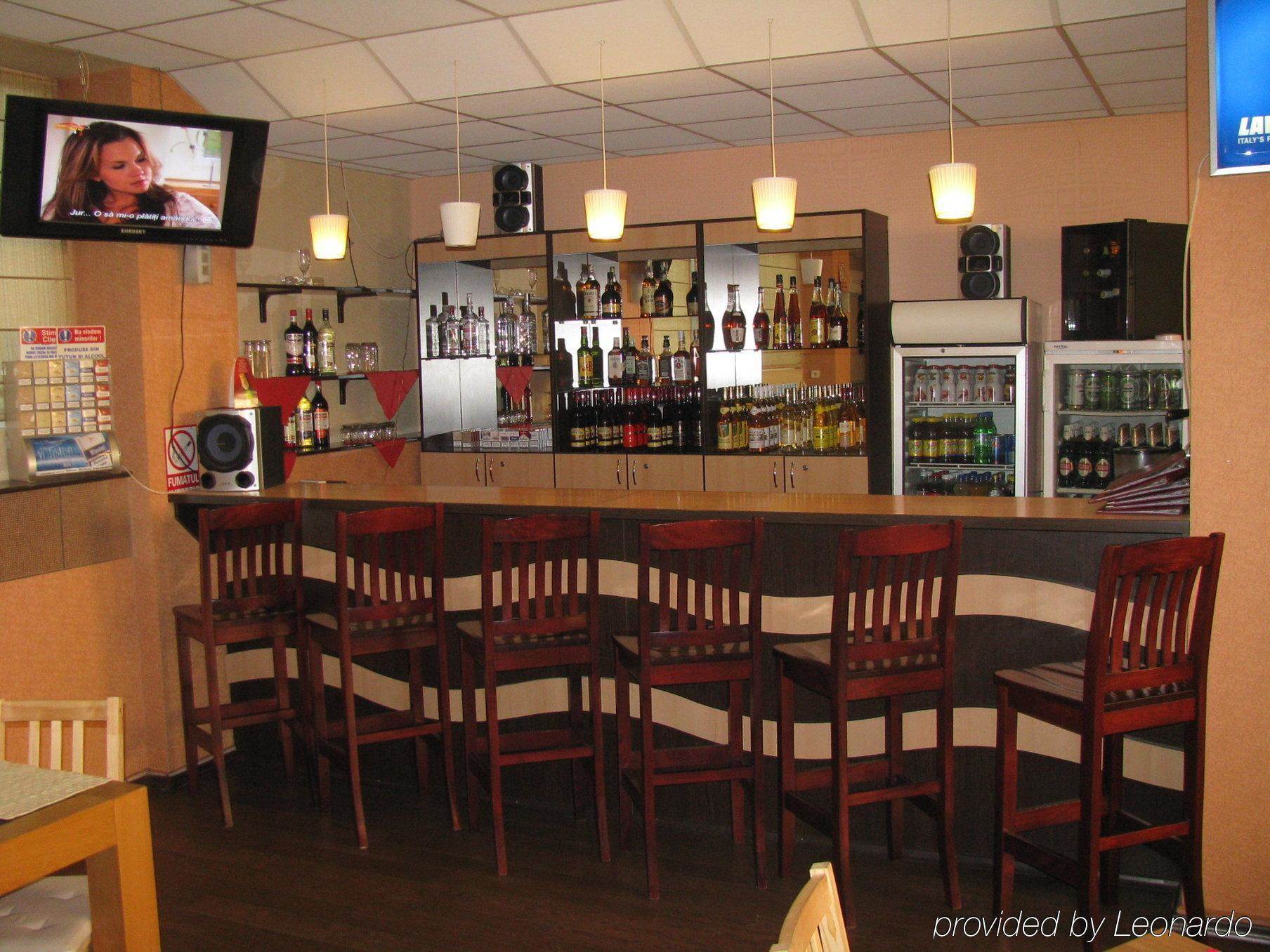 Hotel Charter Otopeni Restaurace fotografie